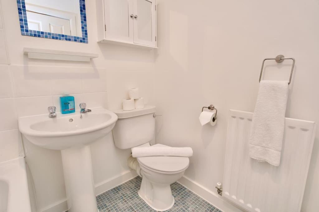 Highley'S Nest - Fully Furnished Gem, Free Private Parking, Sky Tv & Netflix Villa Coventry Eksteriør bilde