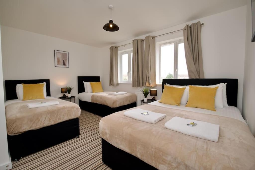Highley'S Nest - Fully Furnished Gem, Free Private Parking, Sky Tv & Netflix Villa Coventry Eksteriør bilde